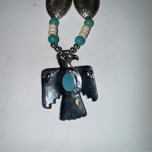 SOUTHWESTERN style turquoise and silver-toned thunderbird necklace - Picture 5 of 5